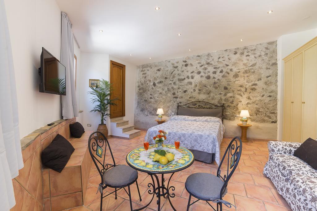 Montagnella Relax Bed & Breakfast Maiori Exterior foto