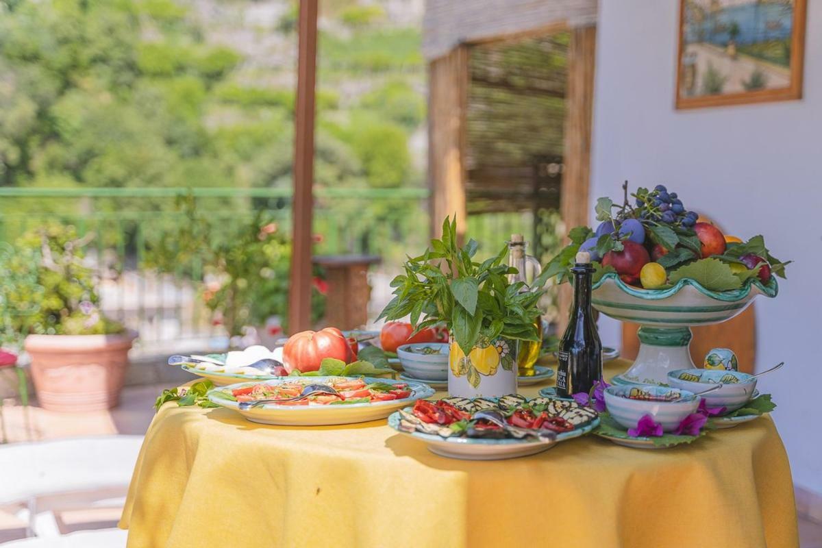 Montagnella Relax Bed & Breakfast Maiori Exterior foto