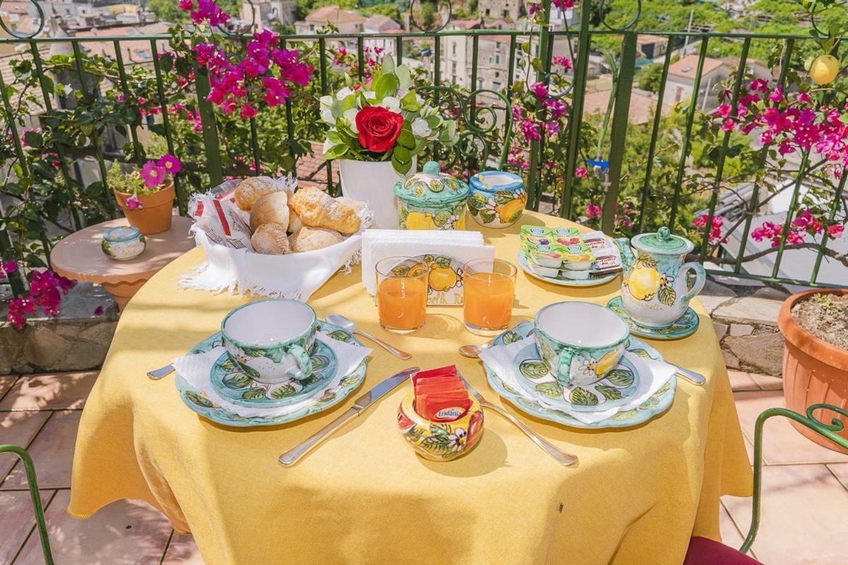 Montagnella Relax Bed & Breakfast Maiori Exterior foto