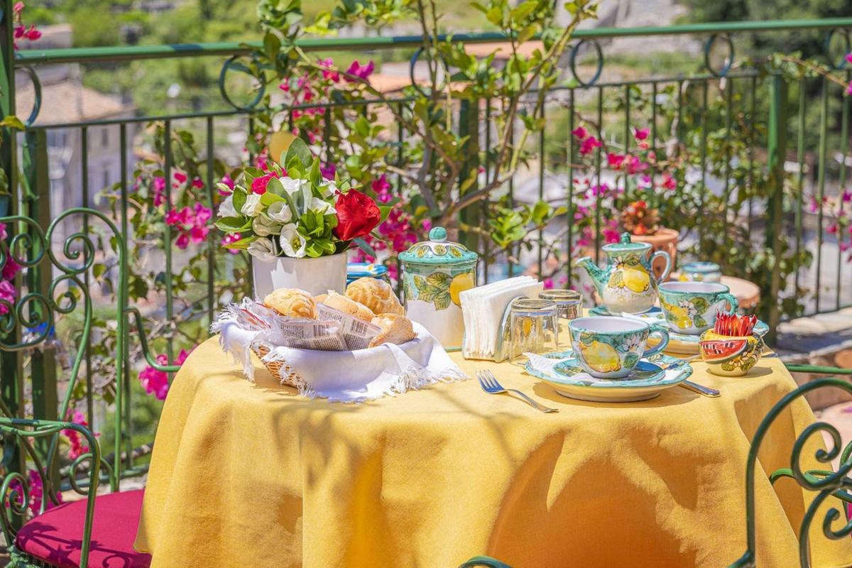 Montagnella Relax Bed & Breakfast Maiori Exterior foto